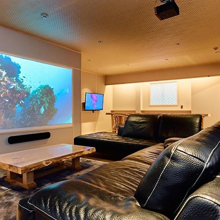 Konjakuso Osaka Tempozan "Ikesu" Projection M Apping Spa Konjakuso Osaka Tempozan "Takadoro" Wheel View ภายนอก รูปภาพ